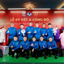 Lễ ký kết và ra mắt trang phục Đội tuyển Bóng đá Quốc gia Việt Nam